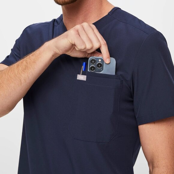 **NEW IN BAG, with tags** FIGS LARGE Chisec Three-Pocket Scrub Top in NAVY - Picture 5 of 7